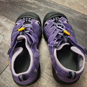 KEEN Purple Newport H2 Waterproof Sport Hiking Sandals Size 2